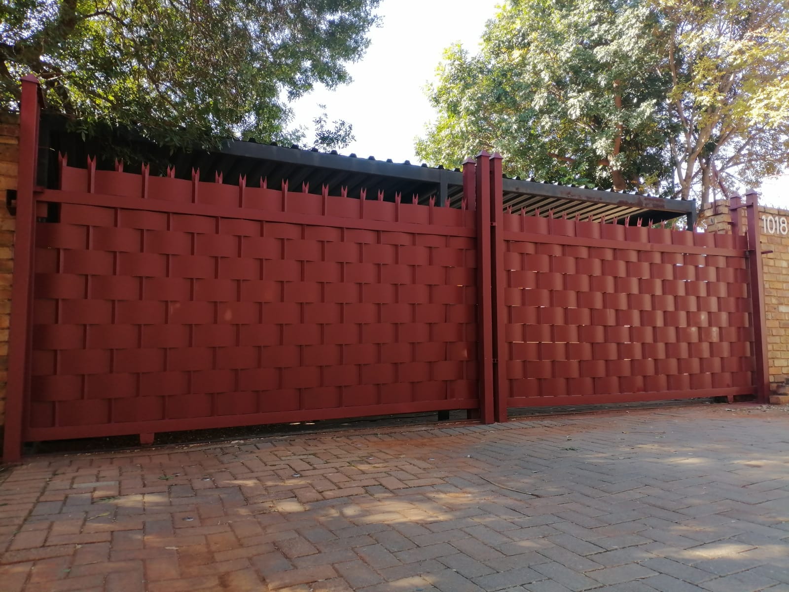 DIY Kit for Fence Weaving Material